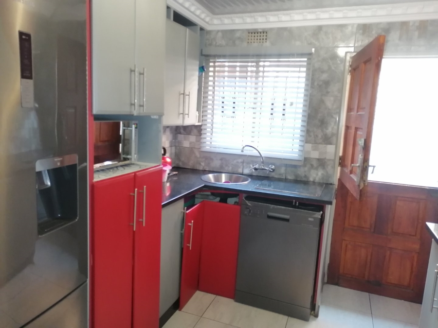 3 Bedroom Property for Sale in Mabopane Unit X North West